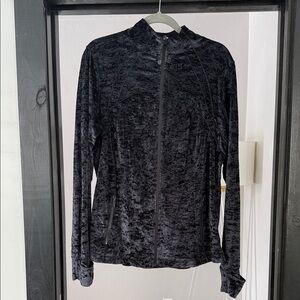 Women’s lululemon Define Black Crushed Velvet Jacket, 20